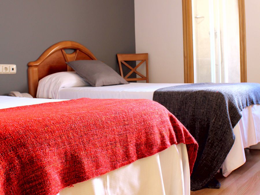 נואיין Iraipe Izaga Hostal מראה חיצוני תמונה